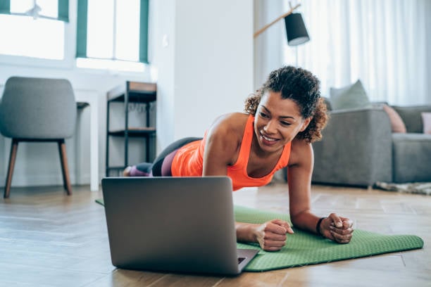 Online Training Cover Image (Stock)